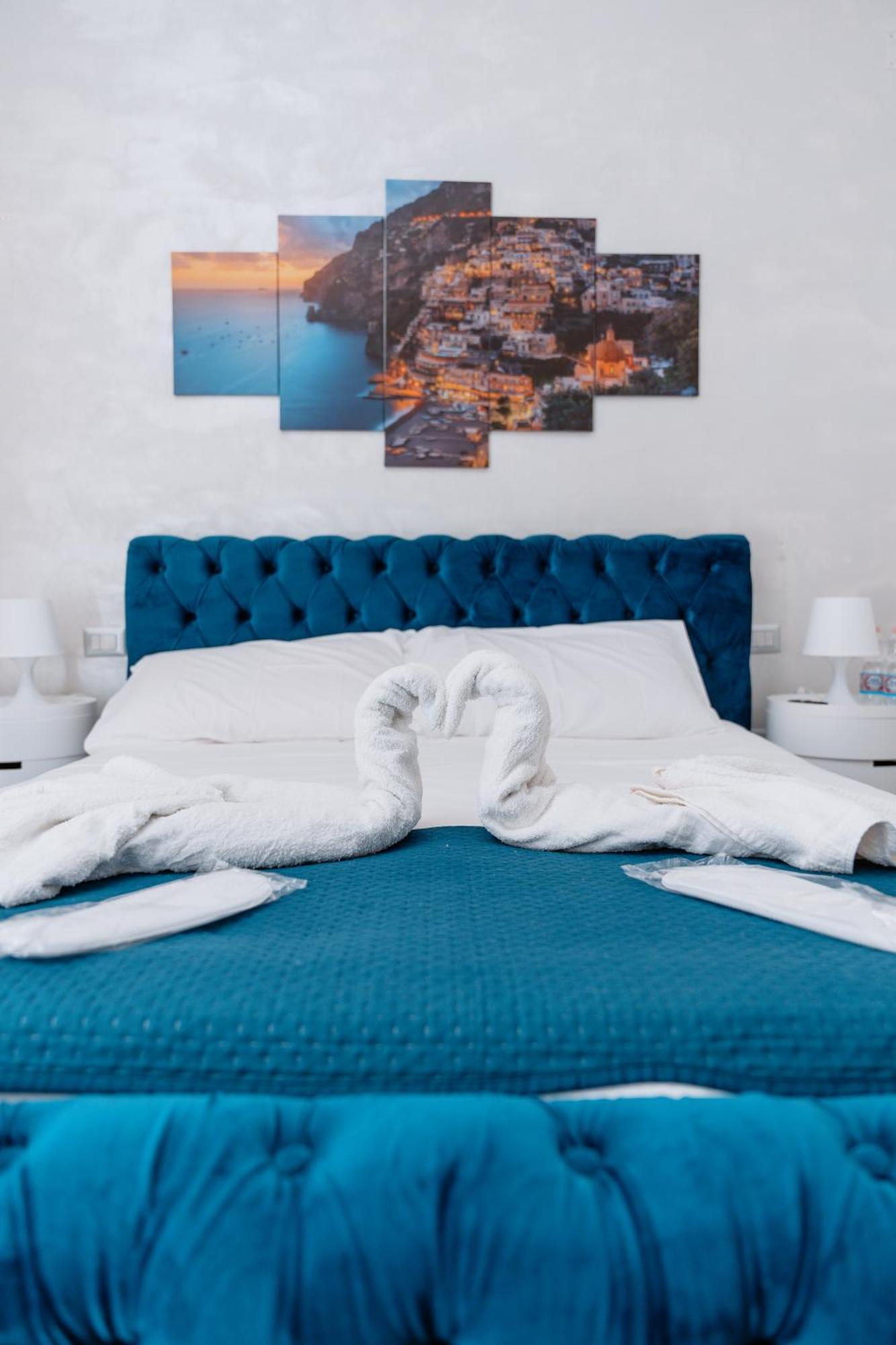Holiday Home Mar Pacifico Napoli Exteriör bild